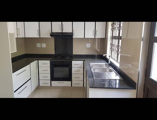 3 BEDROOM DUPLEX FOR SALE IN MALVERN